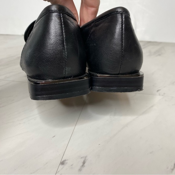 Vince Camuto Calentha Black White Leather Pointy Toe Loafer 5 1/2 M - Picture 4 of 15